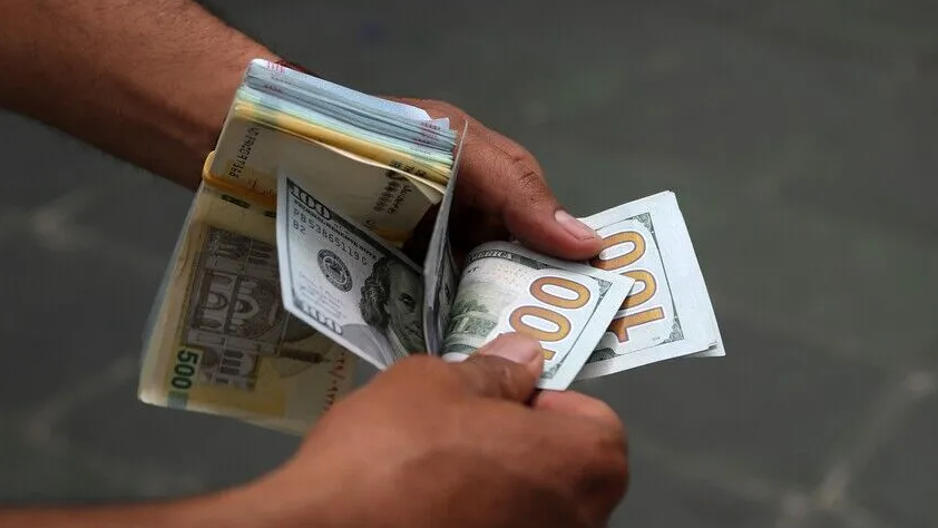 İran para biriminde tarihi çöküş: 1 dolar 200 bin Tümen!