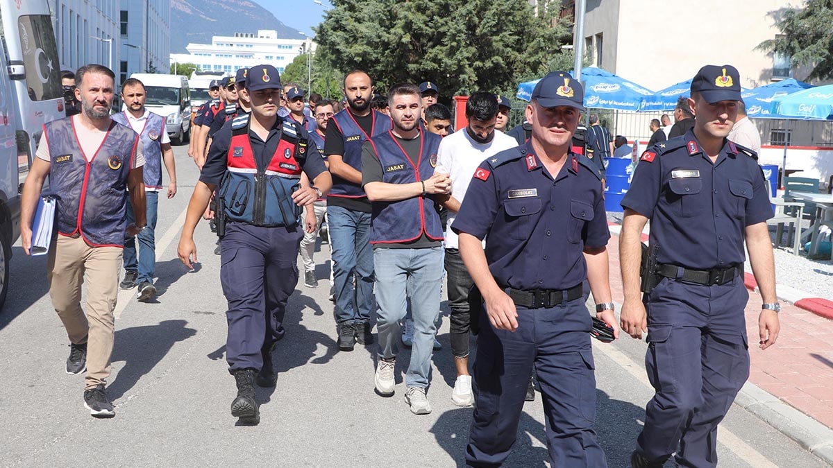 Her şey ‘Günlük dolgun ücretli iş’ ilanıyla başladı: 4 milyonluk vurgun