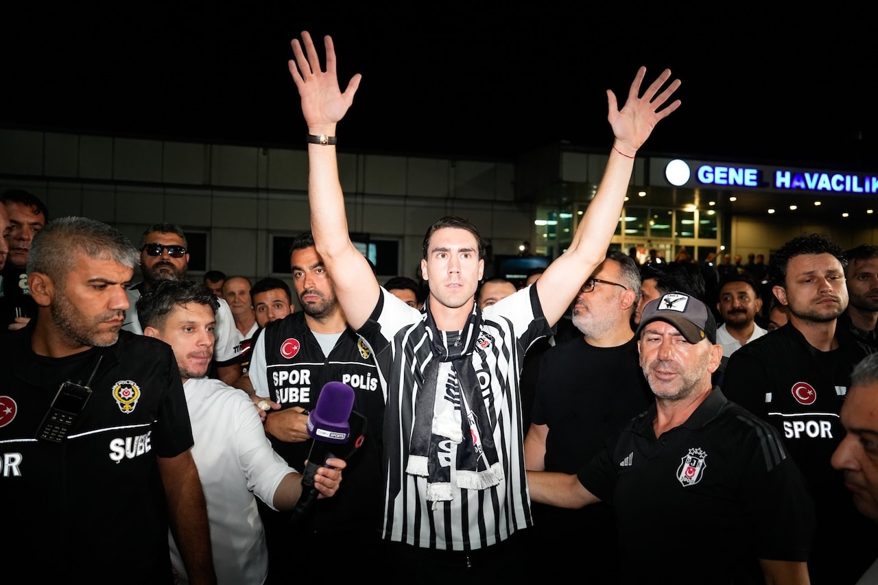 Vlahovic’in kariyerinde Beşiktaş’ın renklerinin ayrı bir yeri var! Kaderi siyah beyaz