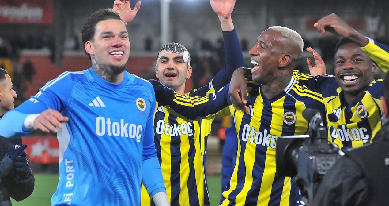 Yıldız futbolcu İstanbul'u terk edecek mi? Sürpriz mesaj