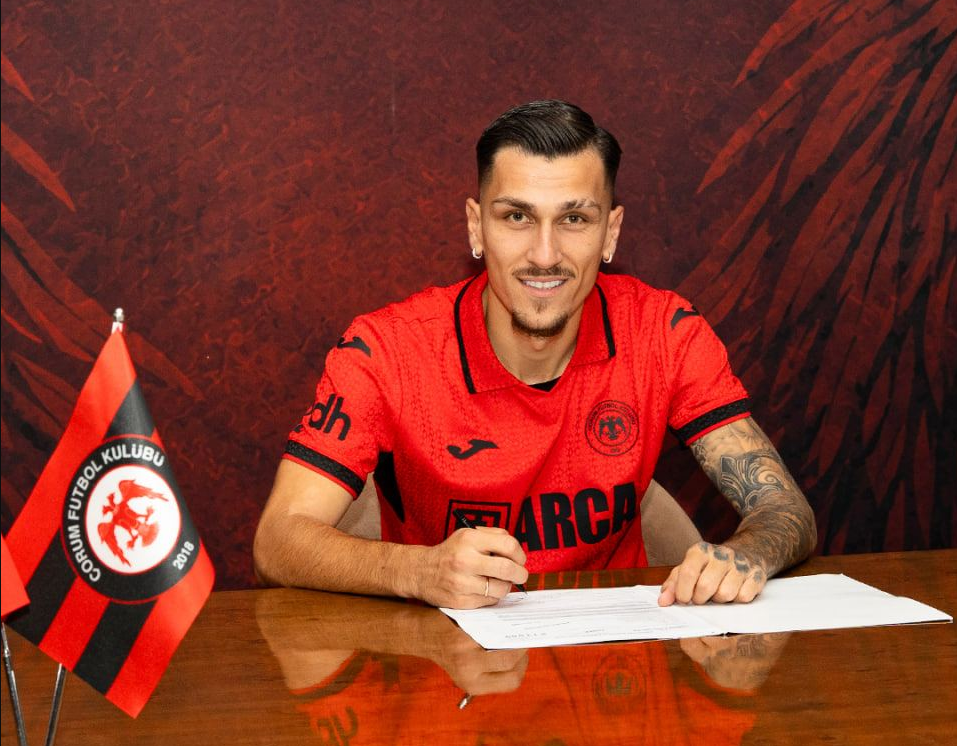 Çorum FK, Yunan yıldızı renklerine bağladı