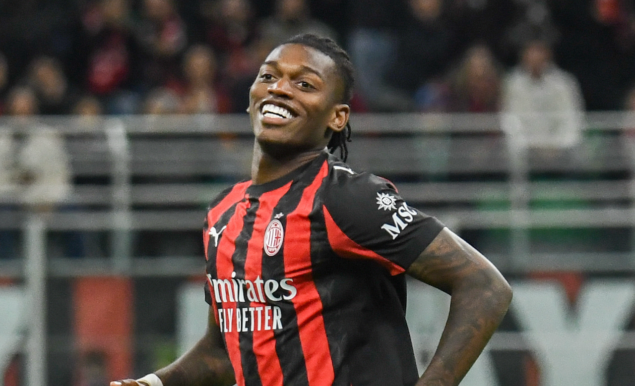 Fenerbahçe yönetimi, Leao transferinde prensiplerinden geri adım atmayacak! Galatasaray’ın tuzağına düşmeyiz
