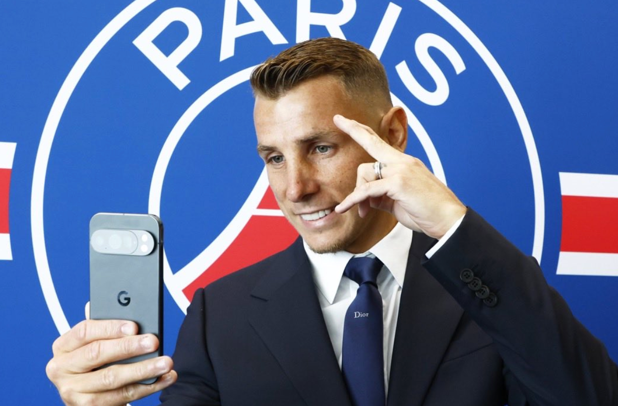 PSG 33'lük sol beki kadrosuna kattı