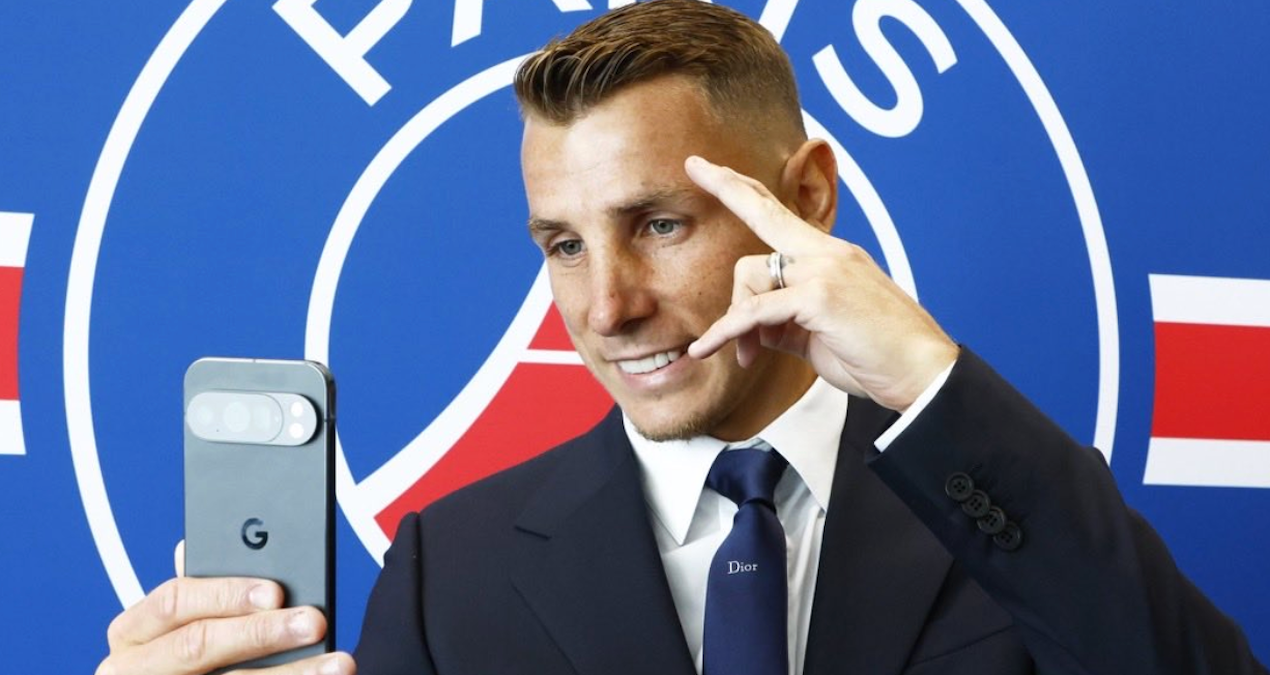 PSG 33'lük sol beki kadrosuna kattı