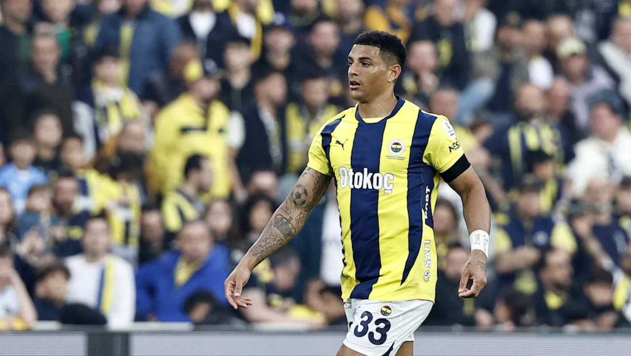 Fenerbahçe ayrılığı resmen açıkladı! Diego Carlos İtalya'nın yolunu tuttu