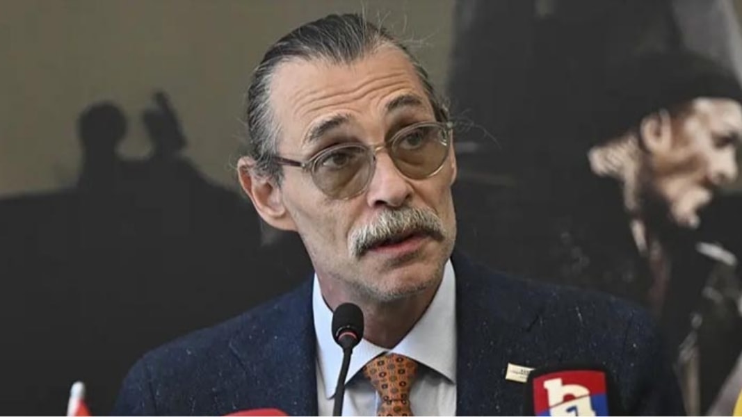 Erdal Beşikçioğlu'na tutuklama talebi