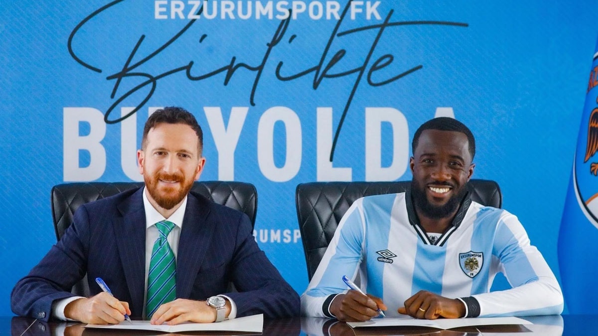 Erzurumspor'dan çifte imza