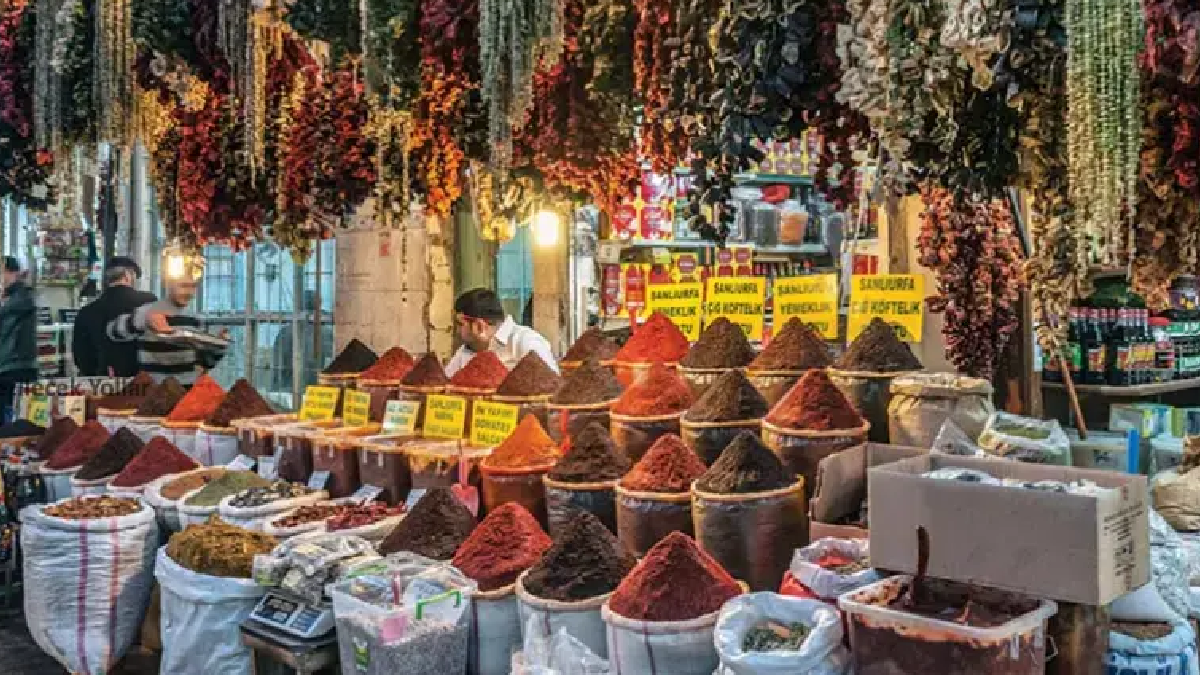 Fiyatı fındığı üçe katladı: Şanlıurfa’da kilosu 1.200 TL’den satılıyor