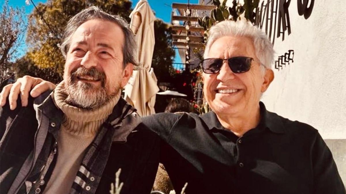 Usta sanatçıdan hayranlarını üzen haber: Sahnelere ara veriyor