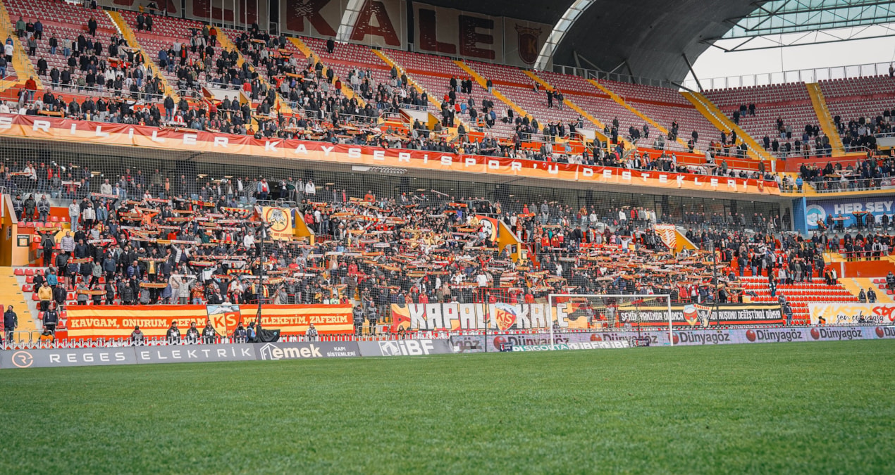 Transfer yasağı kalktı Kayserispor şov yaptı! Tam 15 imza birden