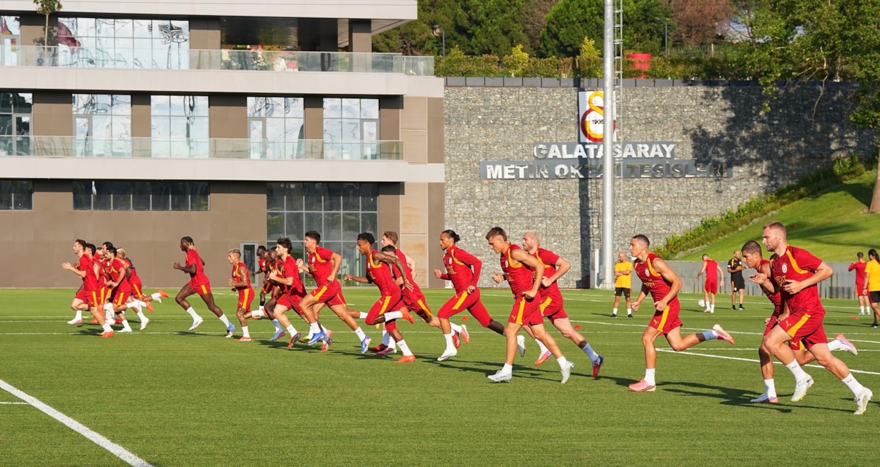 Galatasaray'a Wilfried Singo müjdesi