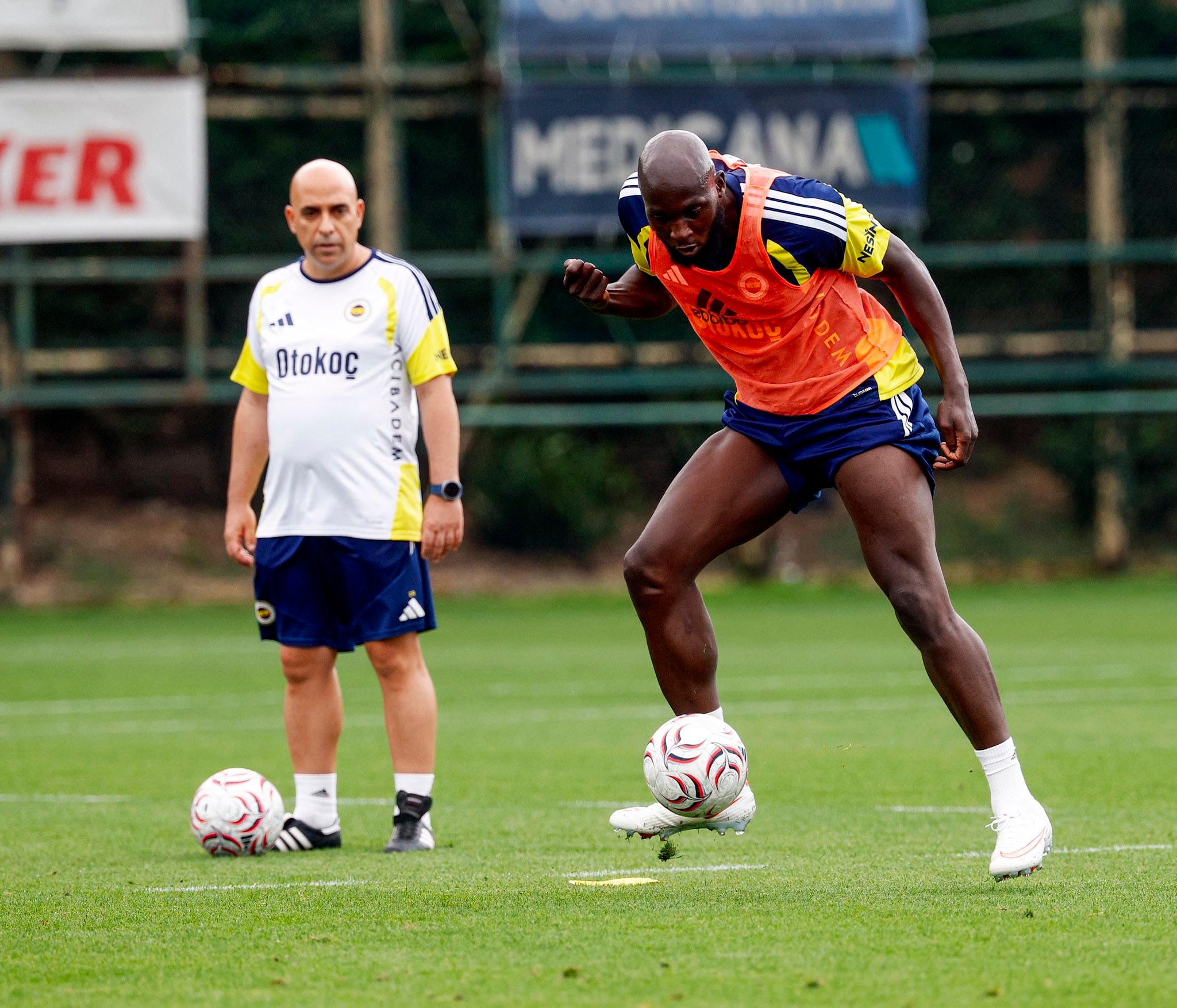 Lukaku'nun imzası taşları yerinden oynatacak, Fenerbahçe'de ayrılık kapıda