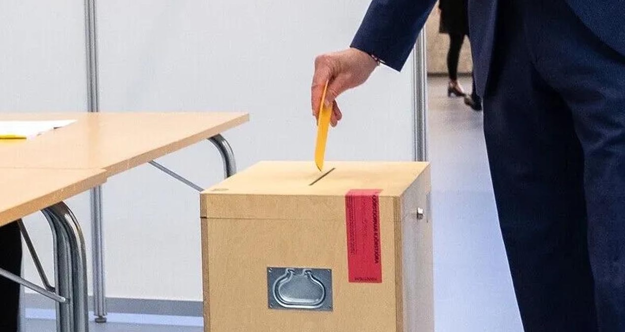 Trump’ın Grönland sözleri gölgesinde İzlanda referanduma gidiyor