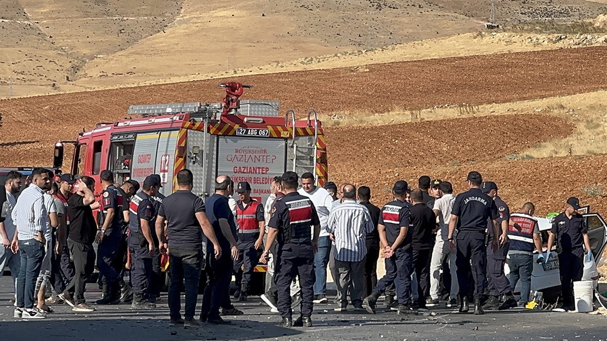 Gaziantep’te feci kaza: 2 kişi öldü, 4 kişi yaralandı