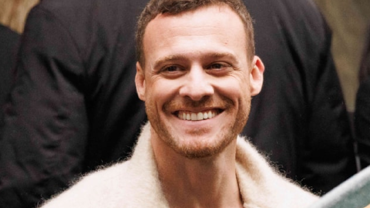 Kerem Bürsin'den sevenlerini korkutan haber: Ameliyat oldu