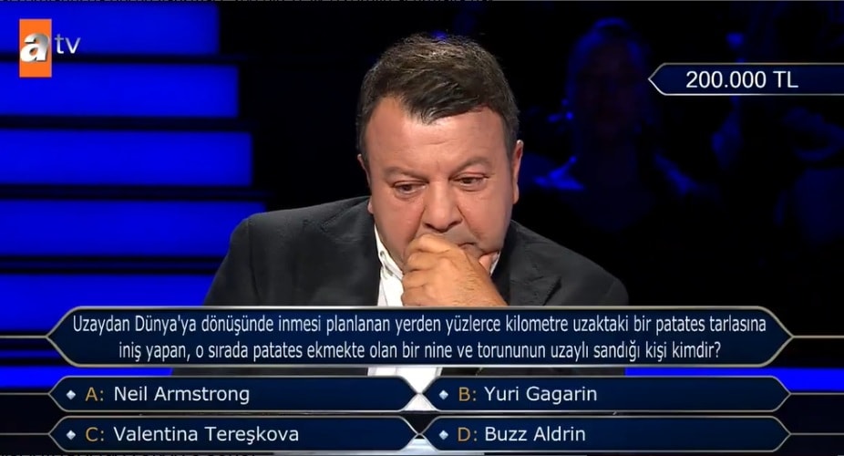 Çok düşündü ama sonunda yüzü güldü: Geceye 200 bin TL'lik soru damga vurdu