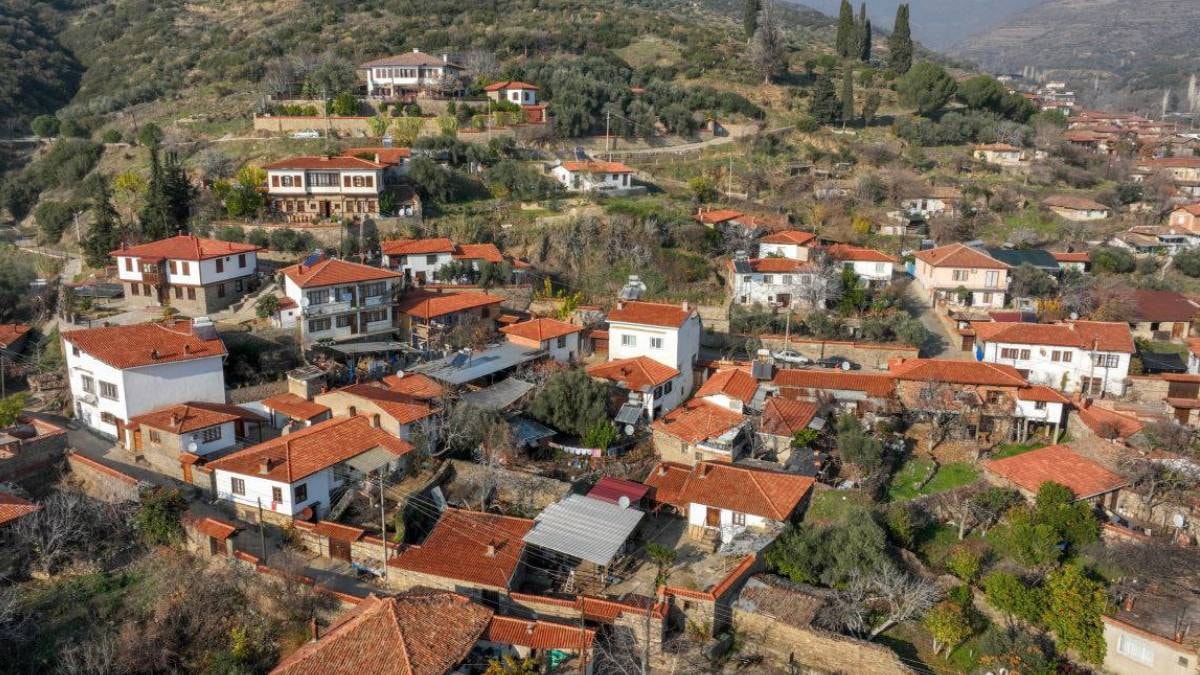 Bu köyde herkes kör doğuyor: Sadece ses ve kokuyla yön buluyorlar