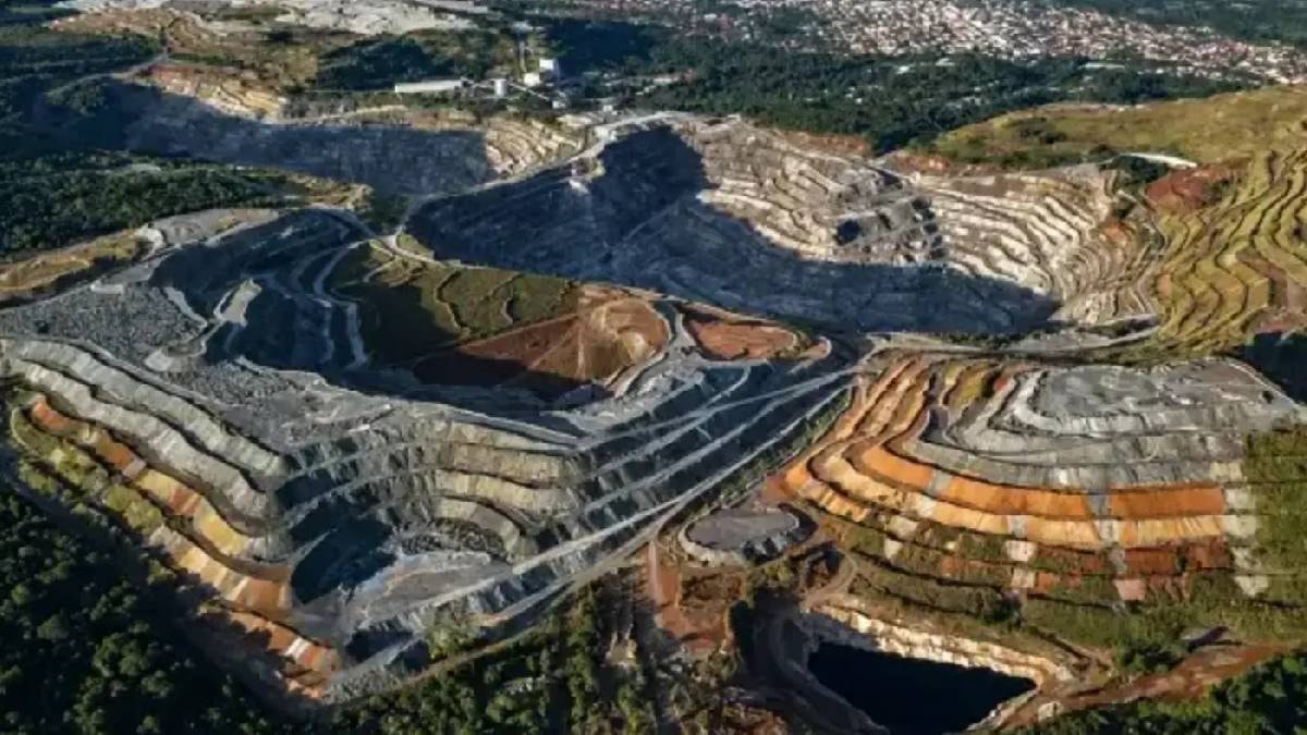 Dünyanın en büyük maden sahasında alarm: Harekete geçtiler
