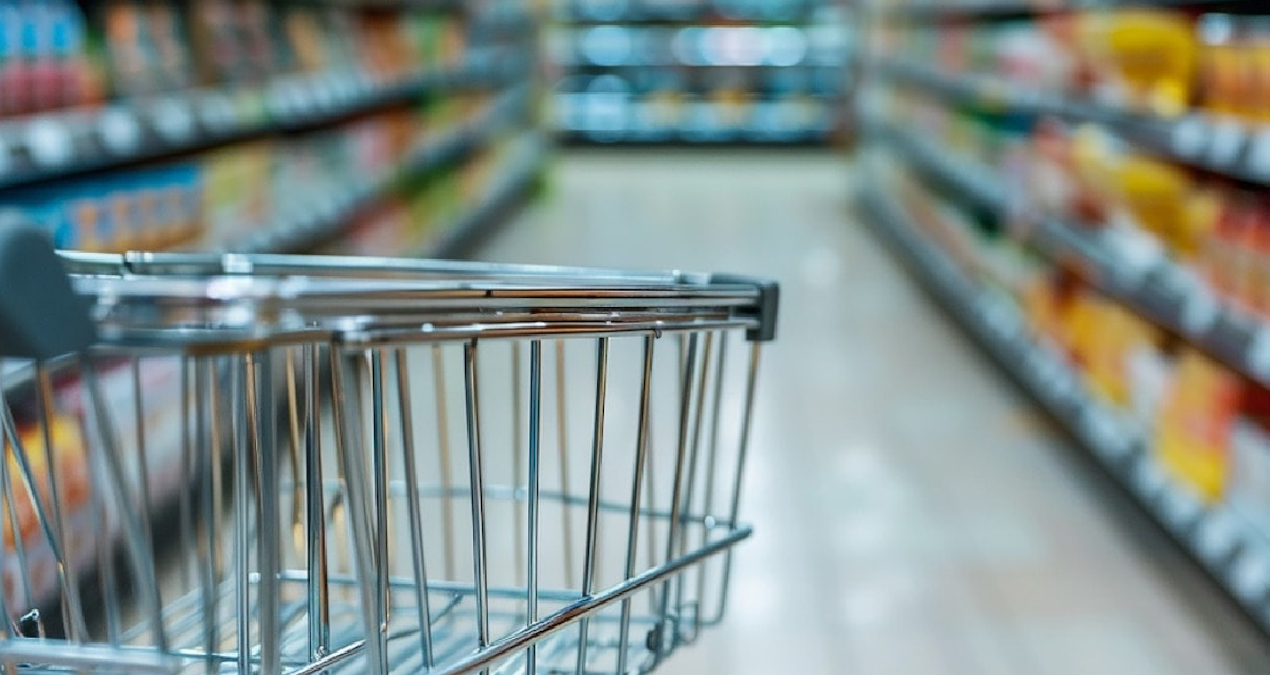 Bakanlık şart koştu: Dev market zinciri onlarca şubesini devredecek