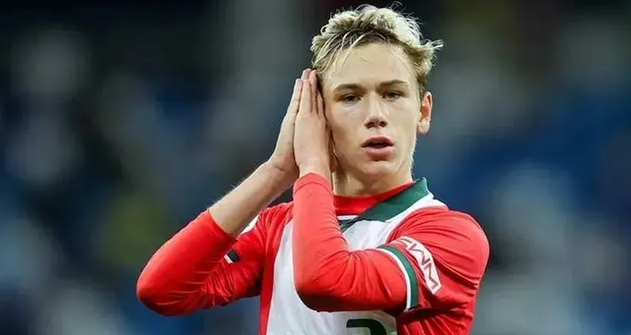 Galatasaray'da 'istifa' tepkisi yönetimi harekete geçirdi, transfer imzaya kaldı