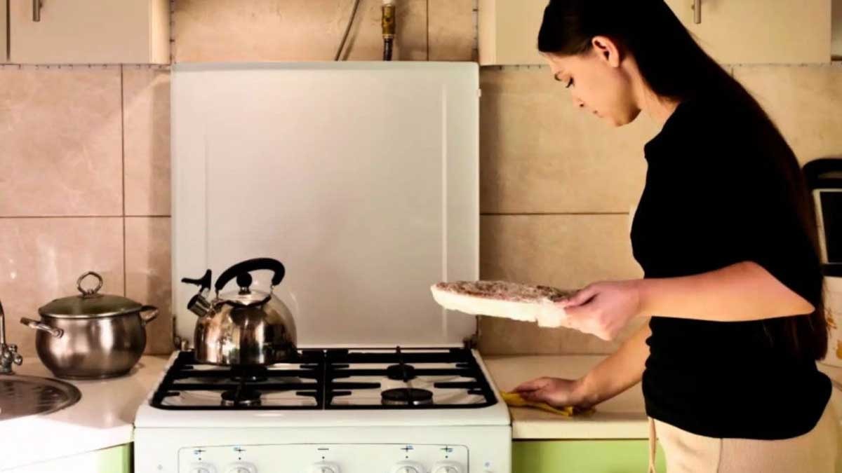 Bakterilerin en hızlı çoğaldığı 4 yemek belli oldu: Ne tavuk ne de yumurta