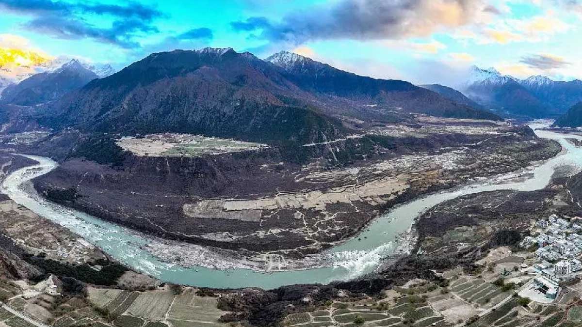 Nehirlerin yönünü değiştirip dağın zirvesine baraj yapacaklar: Deprem riski artık çok daha fazla