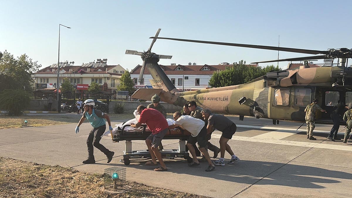 Ölüdeniz’de feci kaza: Pilot ve Çinli turist hayatını kaybetti