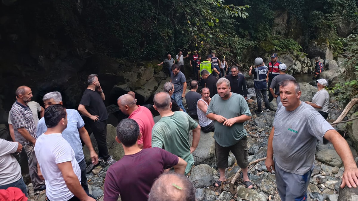 Kocaeli'nden sonra Ordu... 2 kız kardeşin dere kenarında cansız bedeni bulundu