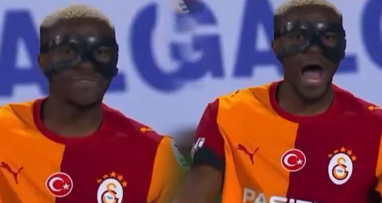 Victor Osimhen takım arkadaşına patladı