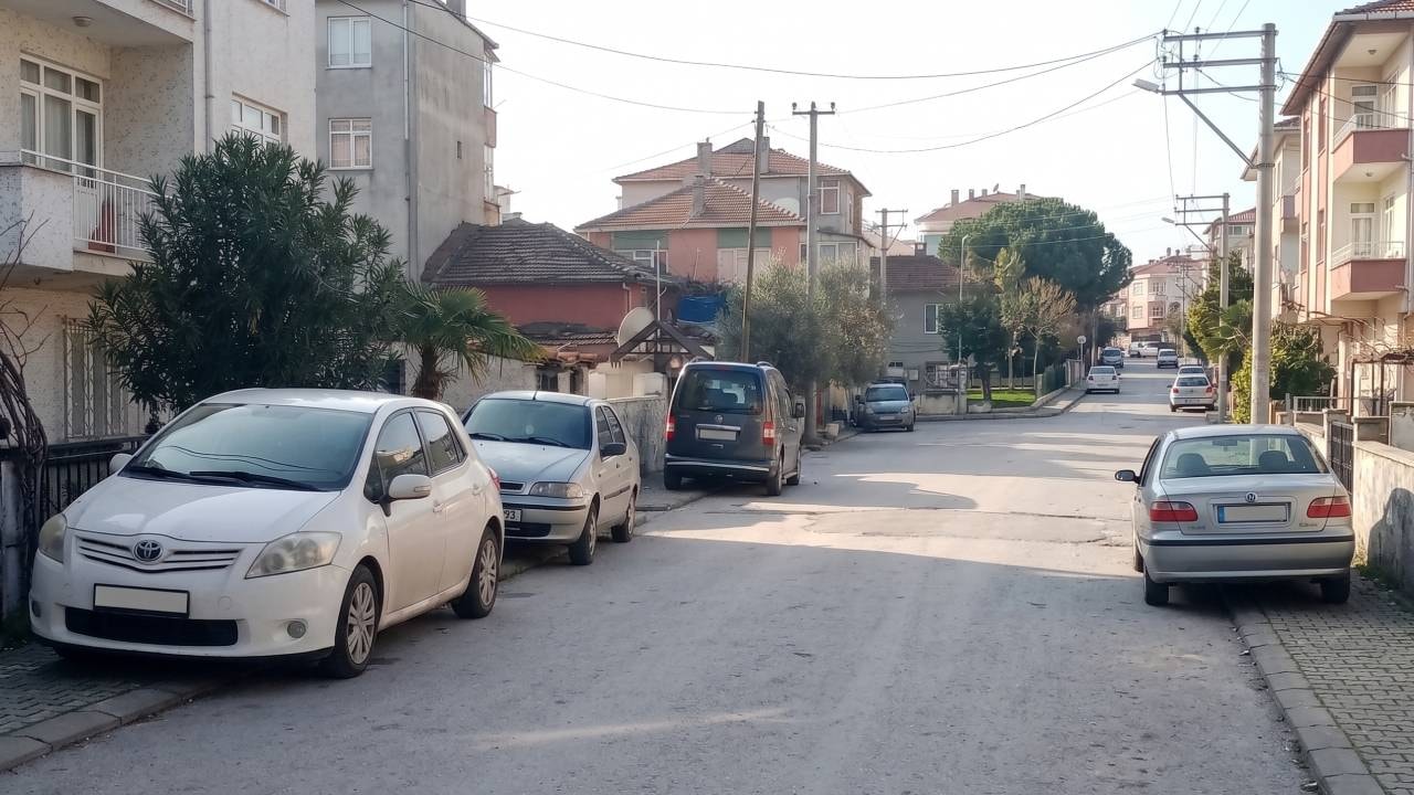 Park halindeki araçlar için yeni masraf çıktı: Çoğu sürücü bilmiyor