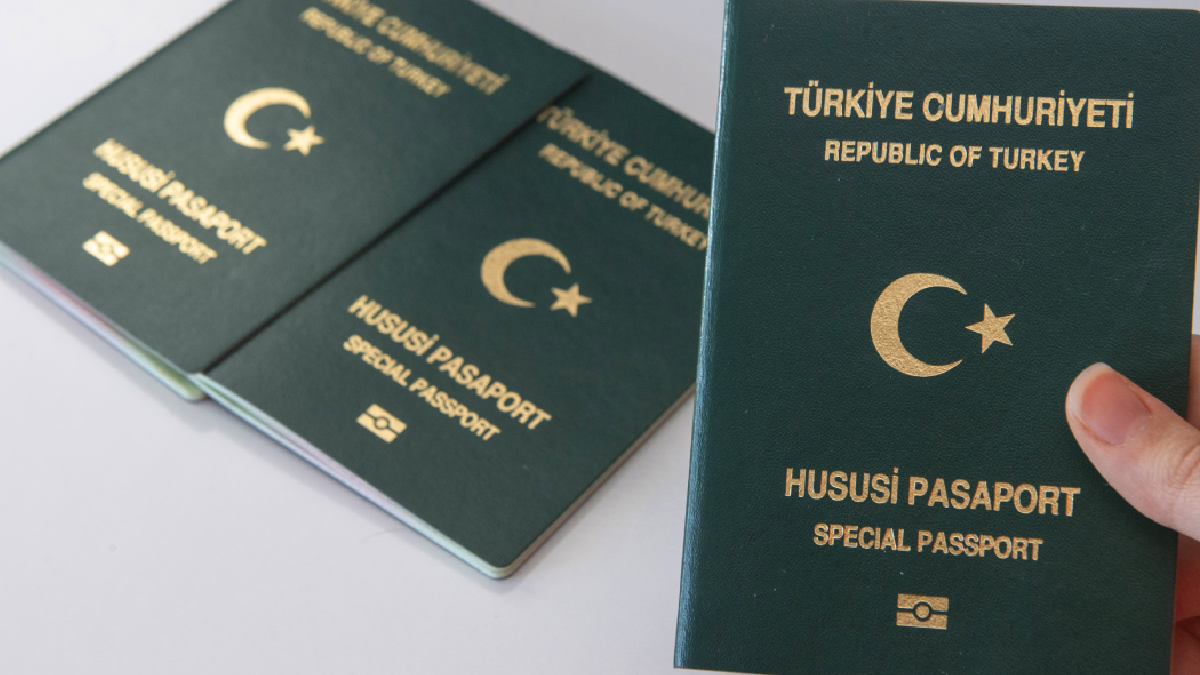 İçişleri Bakanlığı'ndan beklenen yeşil pasaport açıklaması geldi