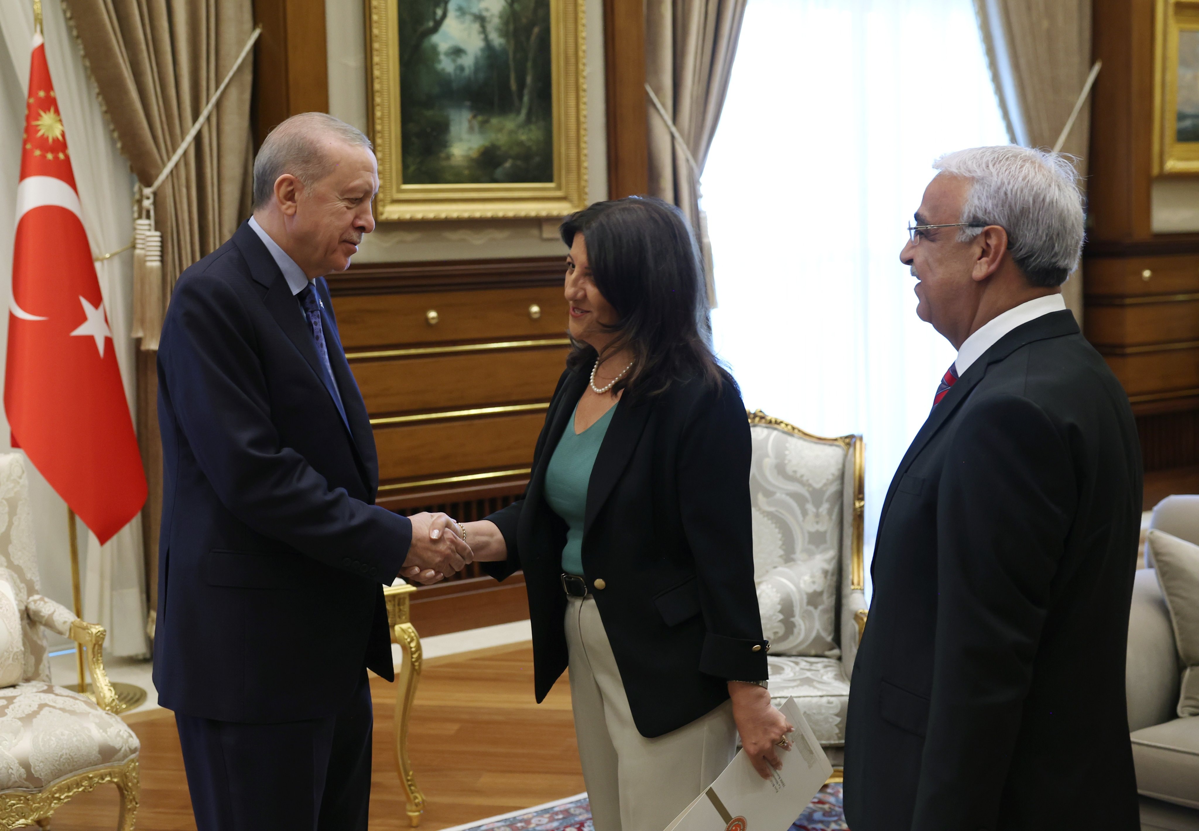 Cumhurbaşkanı Erdoğan, DEM İmralı heyeti ile görüştü