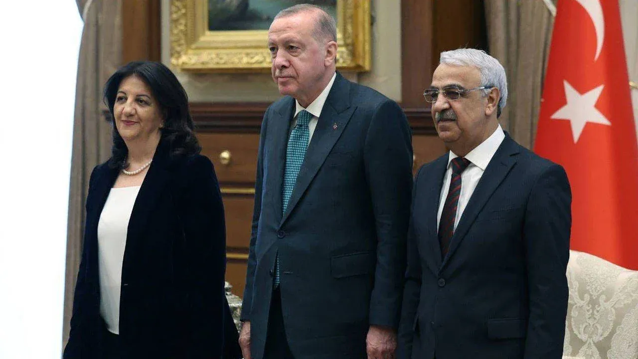 Cumhurbaşkanı Erdoğan, DEM İmralı heyeti ile görüştü