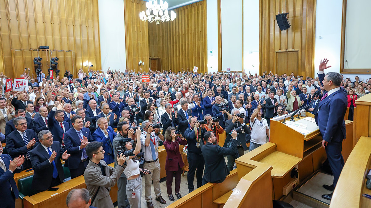 Butlancılardan kurtulun partimize gelin
