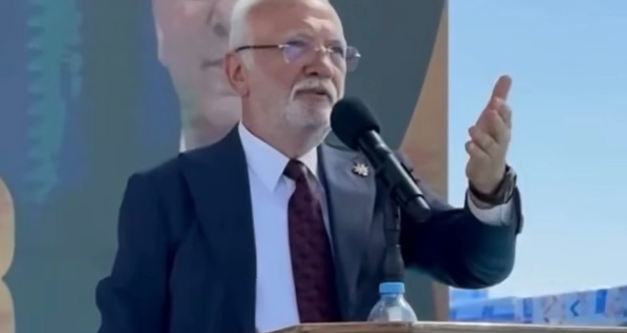 Elitaş’ın eli kriz çıkardı