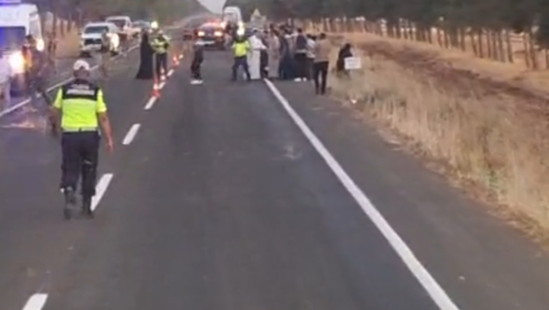 Kontrolden çıkan otomobil şarampole devrildi; 1 ölü, 4 yaralı
