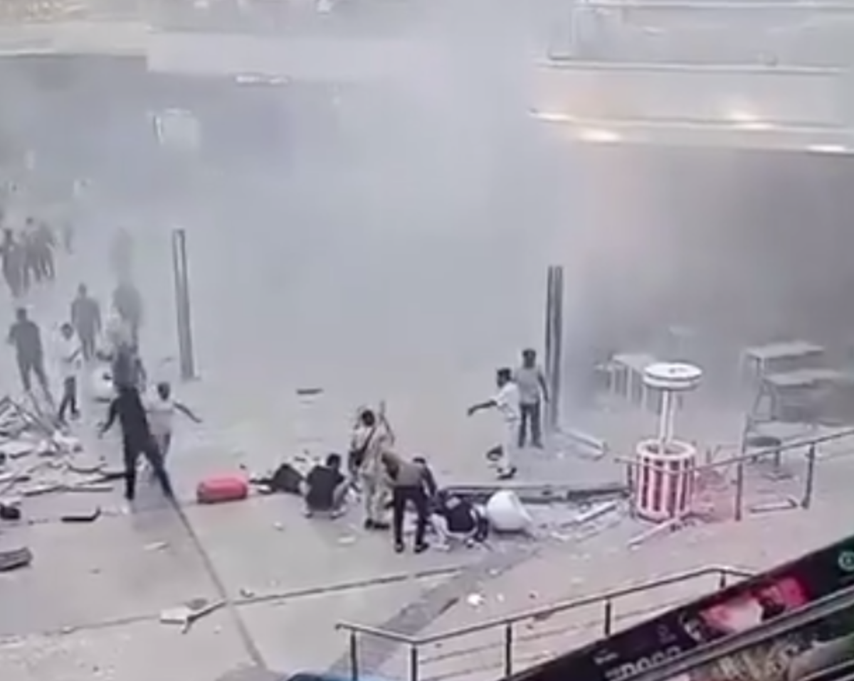Mısır’daki AVM’de dev patlama: 3 ölü, 17 yaralı
