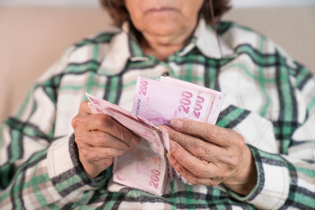 Ocak'ta en düşük emekli maaşı bu 3 rakamdan biri olacak