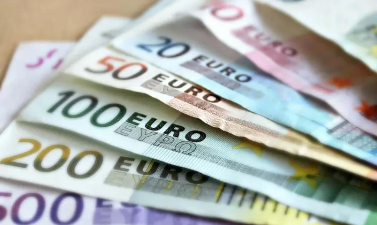5, 10, 20, 100 ve 200'lük banknotlar sil baştan değişiyor