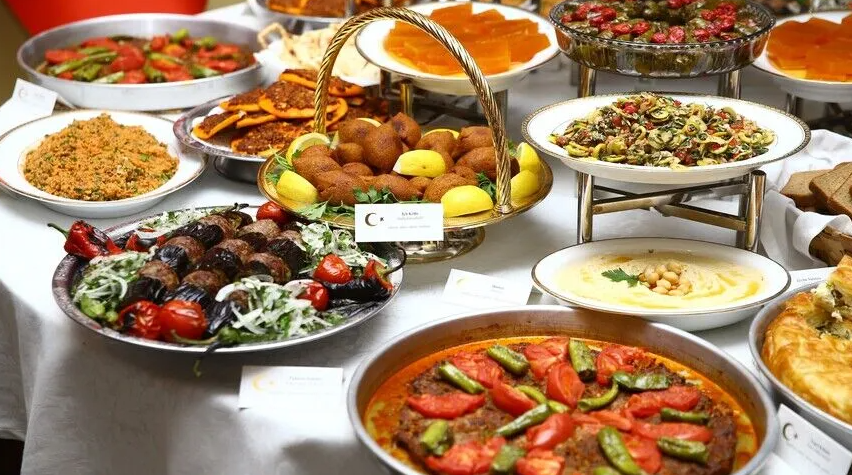 Türk yemeklerini yemek için 6 milyar dolar harcadılar