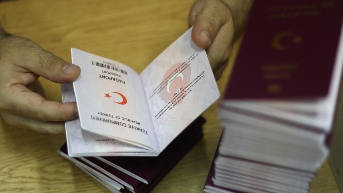 İstanbul'daki "vize" soruşturmasında 38 şüpheli için tutuklama talebi