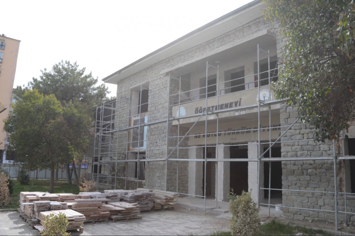 Atatürk’ün kaldığı tarihi bina yeniden hayat buluyor: 122 milyon TL’lik restorasyon