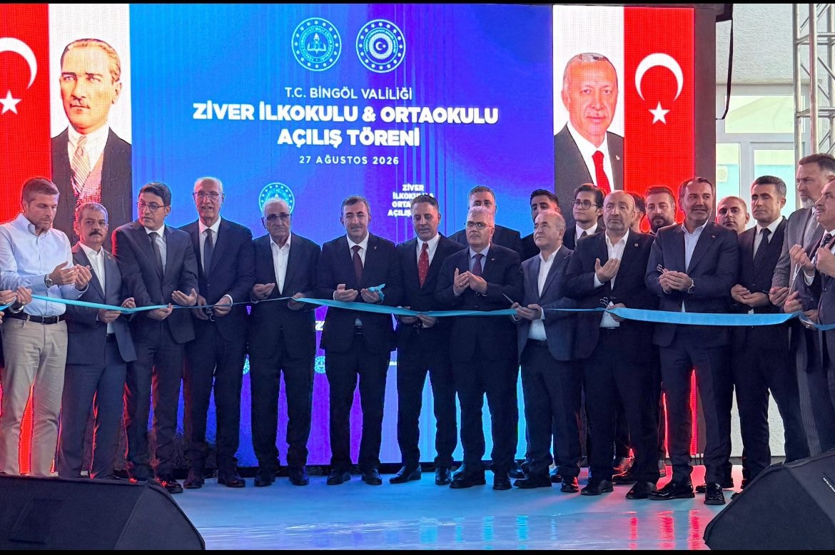 Milyarlık ihalelerin müteahhidinden ‘hayır’: Okulunu Cevdet Yılmaz açtı