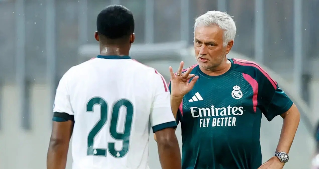 Mourinho'dan Fenerbahçe'ye kötü haber
