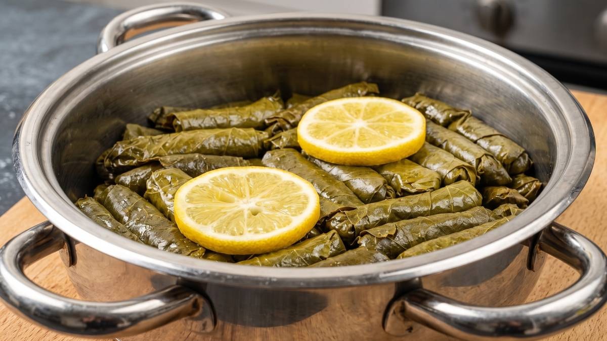 Sarmayı pişirirken pirinci sakın böyle koymayın: Çok zararlı çıktı