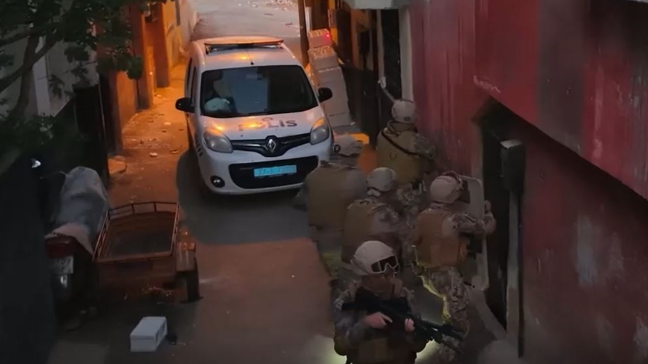Gaziantep merkezli 14 ildeki 'Narko Kapan' operasyonunda 416 şüpheli tutuklandı