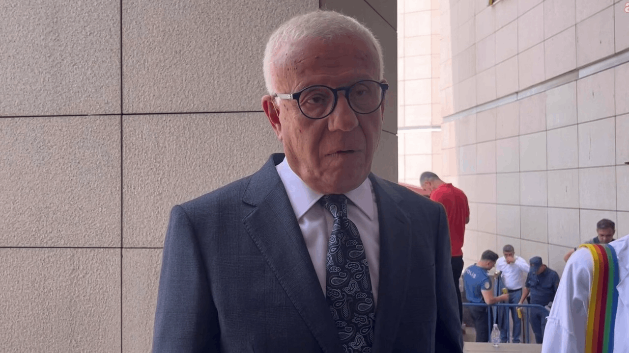 Ertuğrul Özkök 'cumhurbaşkanına hakaret' suçundan ifade verdi