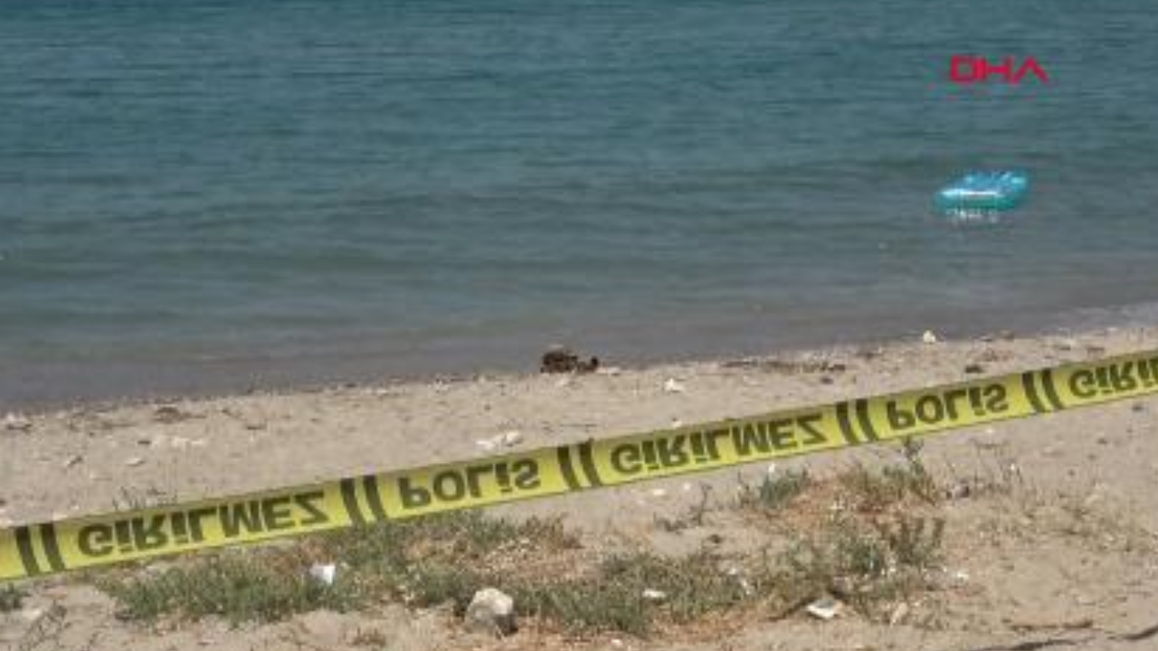 Çanakkale'de halk plajında top mermisi paniği