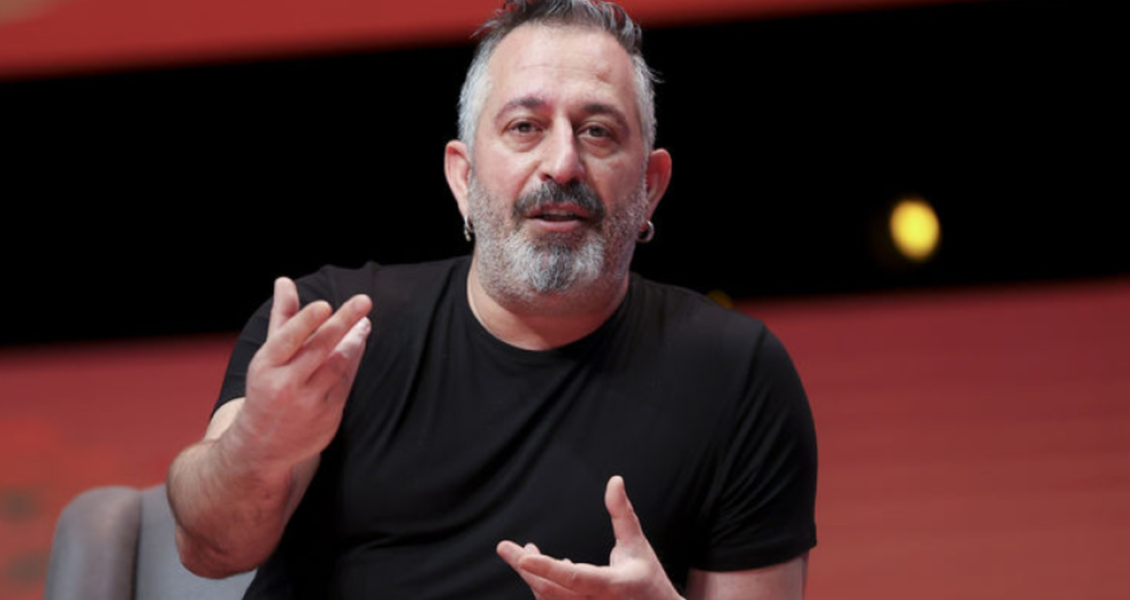 Cem Yılmaz'ın yeni imajı beğenilmedi