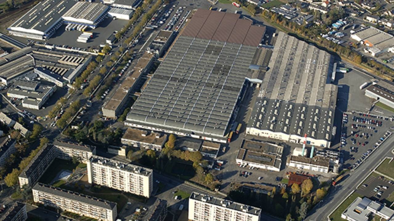 Fabrikalarla dolu dev sanayi bölgesini halka açacaklar